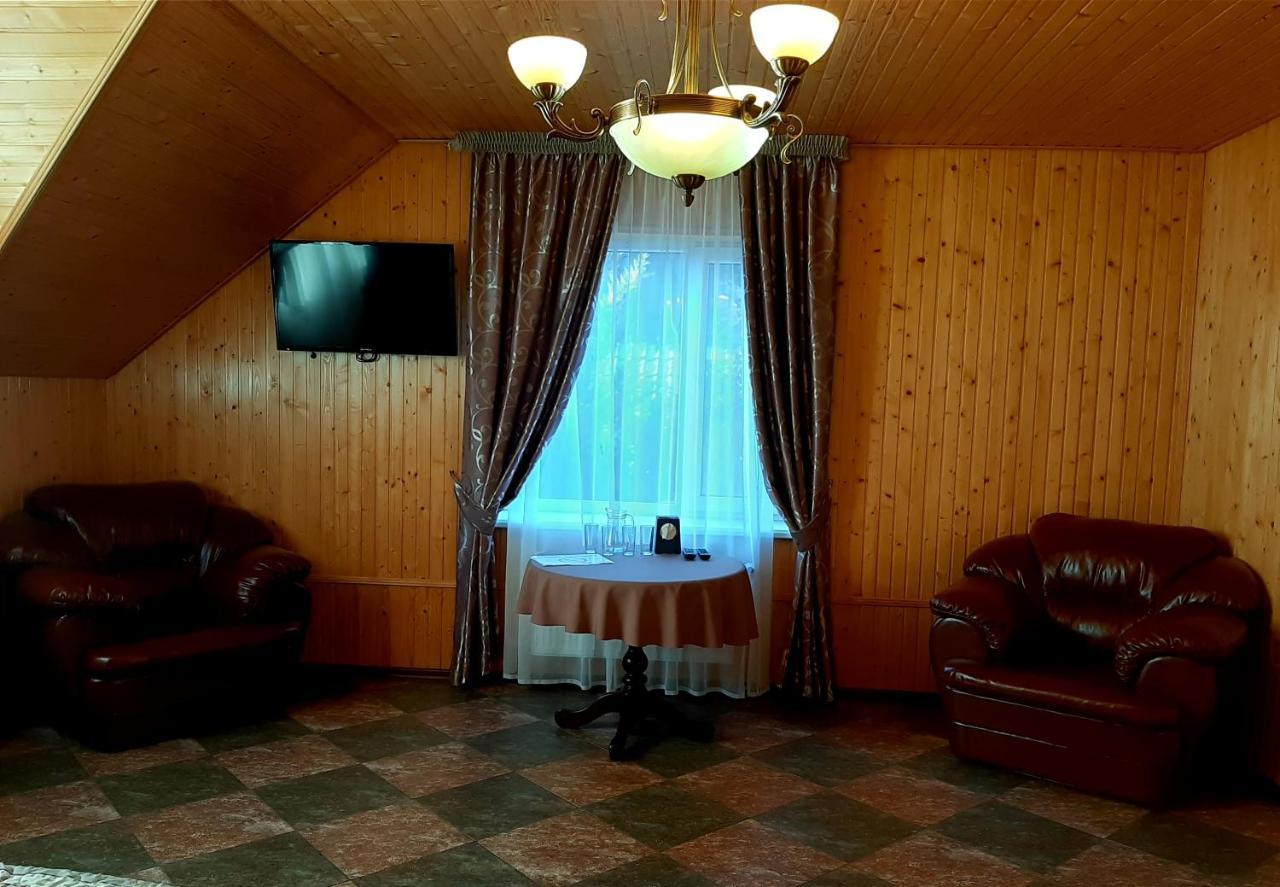 Заміський Комплекс Grand Prix Otel Tsyurupynsk Dış mekan fotoğraf