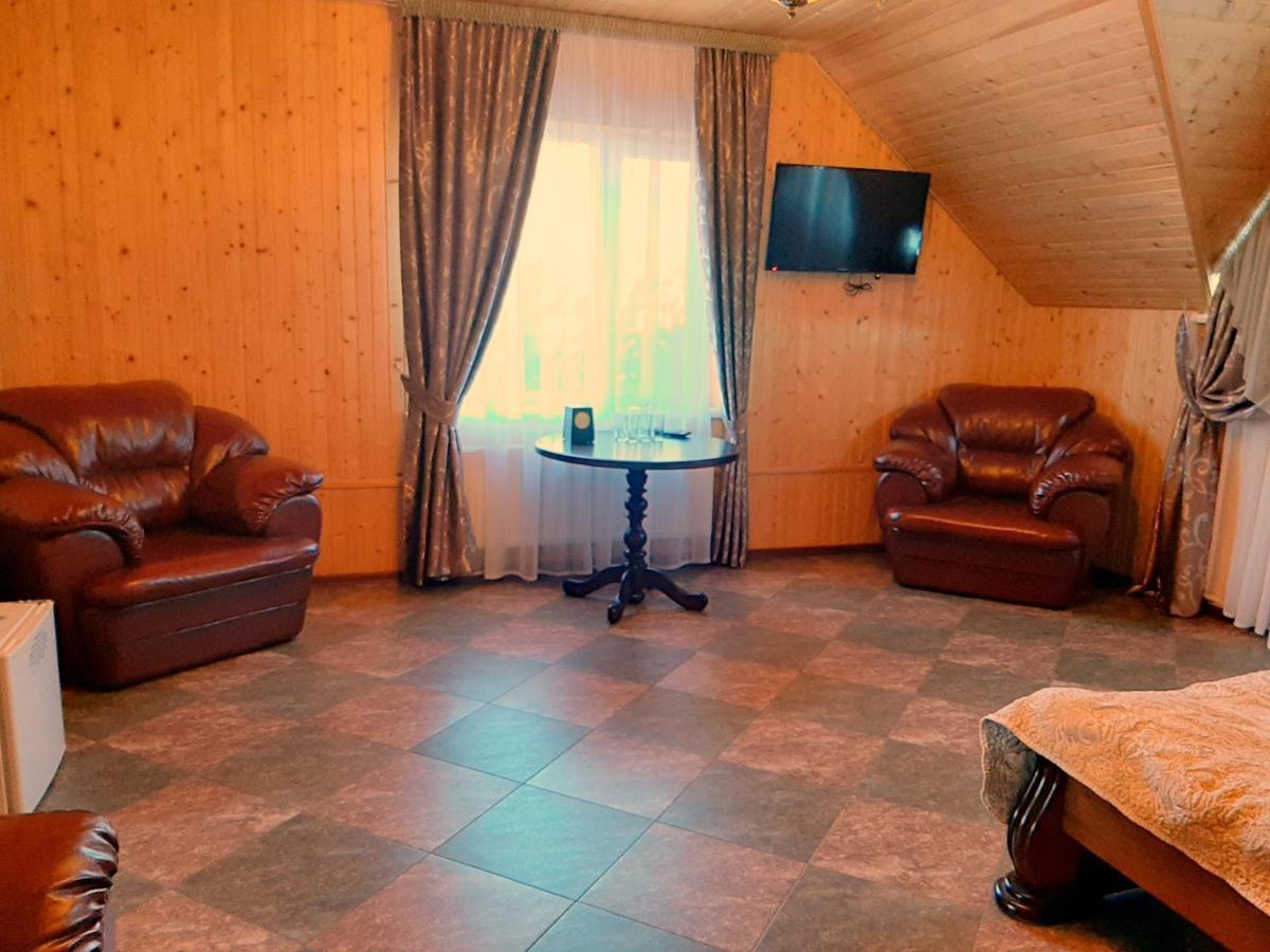 Заміський Комплекс Grand Prix Otel Tsyurupynsk Dış mekan fotoğraf
