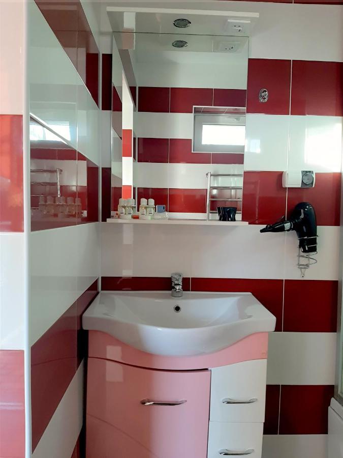 Заміський Комплекс Grand Prix Otel Tsyurupynsk Dış mekan fotoğraf