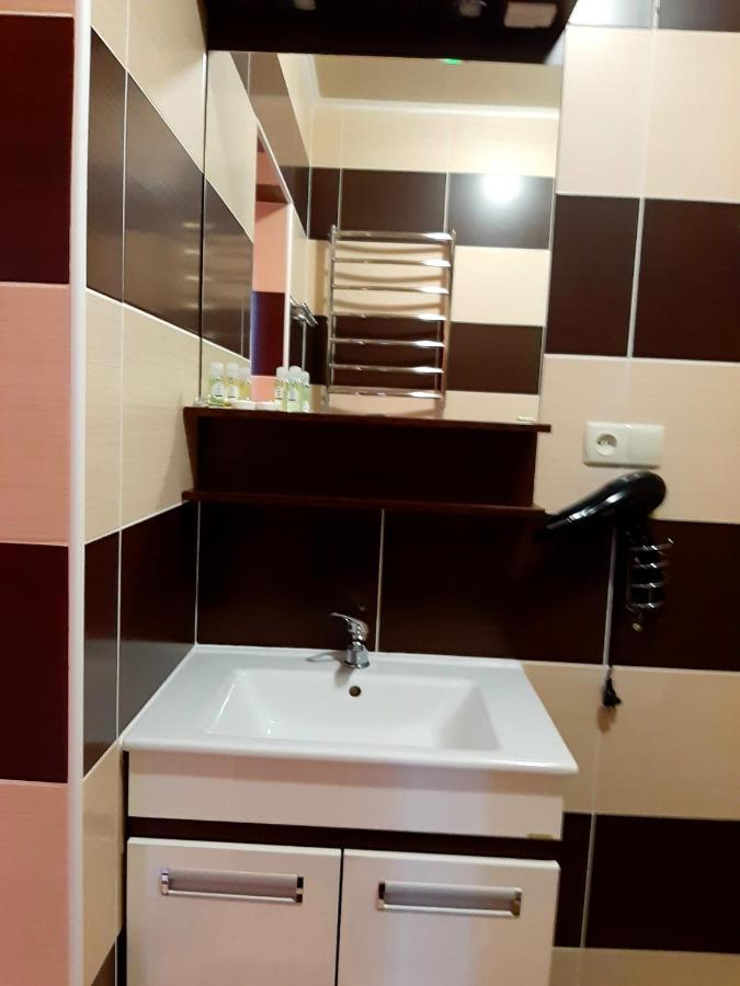 Заміський Комплекс Grand Prix Otel Tsyurupynsk Dış mekan fotoğraf