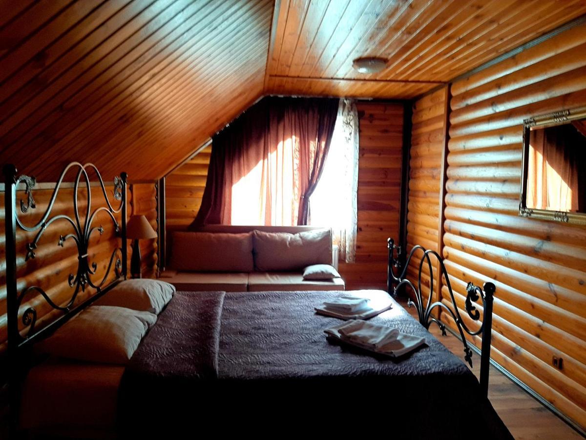 Заміський Комплекс Grand Prix Otel Tsyurupynsk Dış mekan fotoğraf
